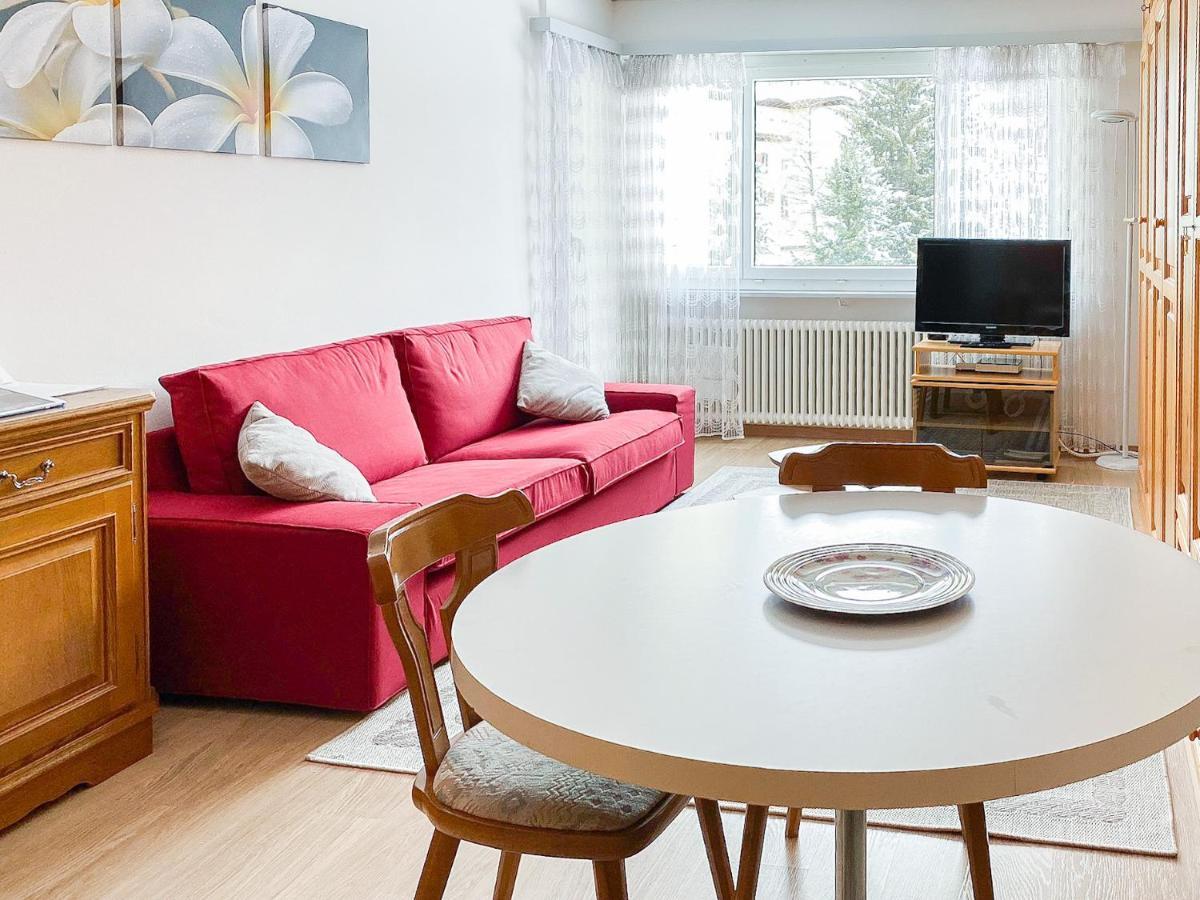 Zentrale Wohnung In St. Moritz Mit Grossem Balkon Екстер'єр фото